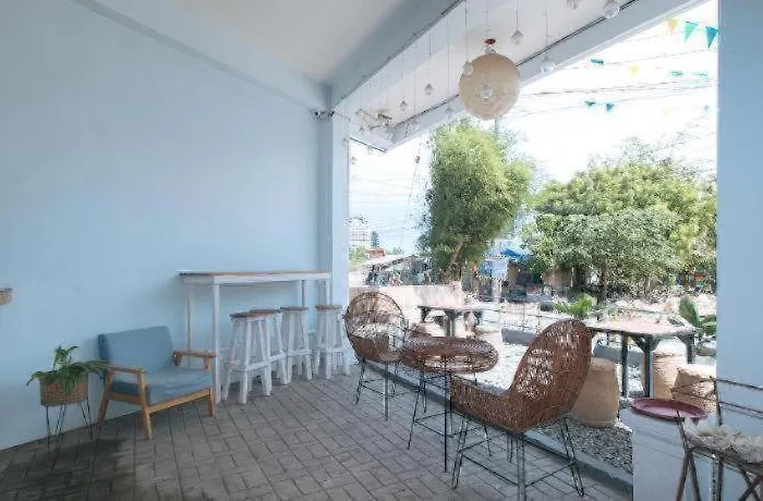 Reddoorz At Fat J Apartelle Mactan 호텔 막탄