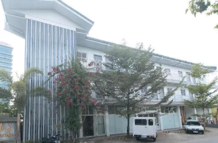 Reddoorz At Fat J Apartelle Mactan 2*
