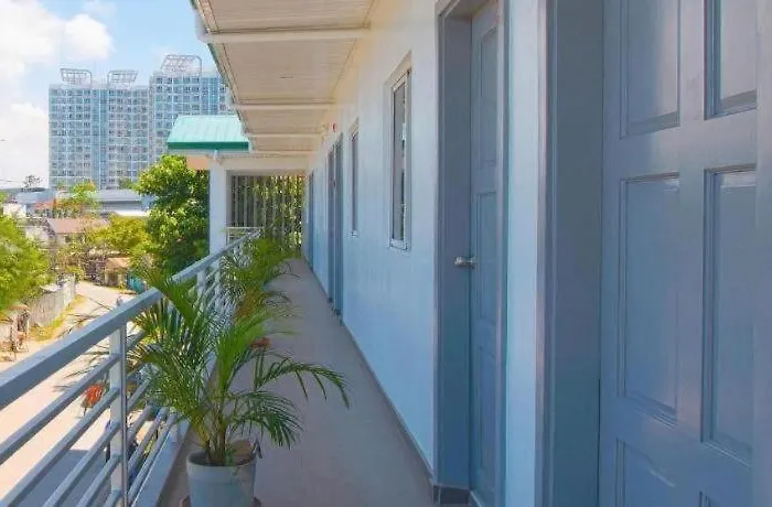Reddoorz At Fat J Apartelle Mactan 호텔