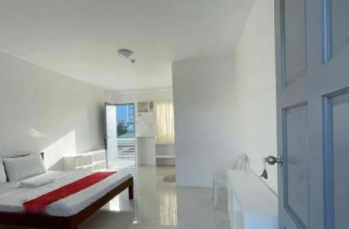 호텔 Reddoorz At Fat J Apartelle Mactan 막탄