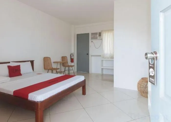 Reddoorz At Fat J Apartelle Mactan 호텔