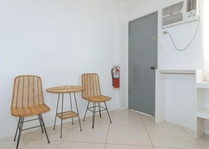 Reddoorz At Fat J Apartelle Mactan 막탄